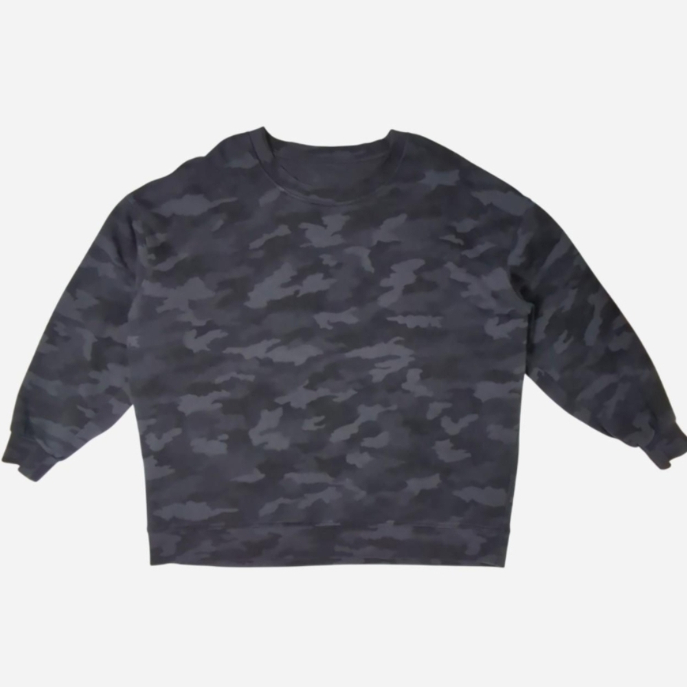 Lululemon oversized black camo crewneck sweatshirtChest 30 in, probably size XL+